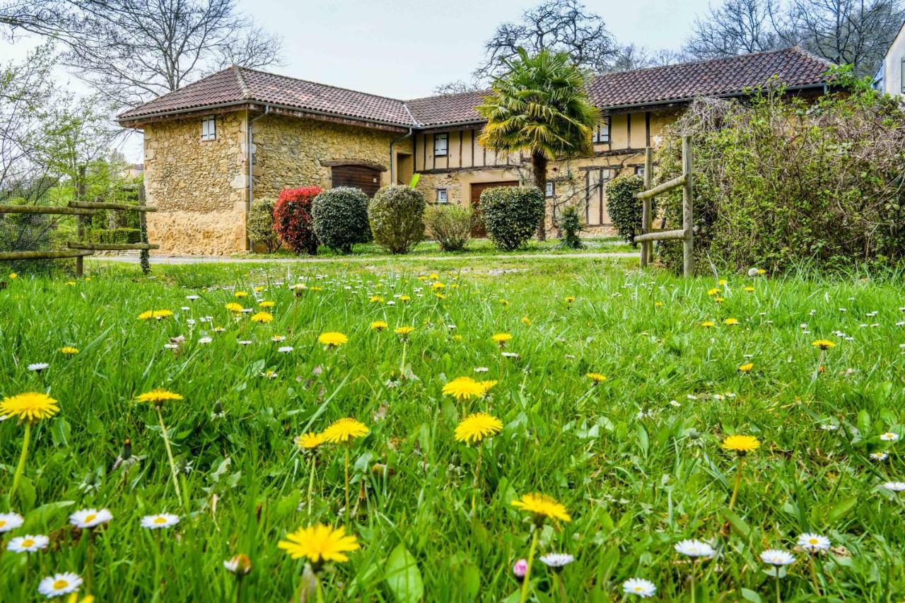 Logis Le Relais Du Bastidou Beaumarches Exterior foto