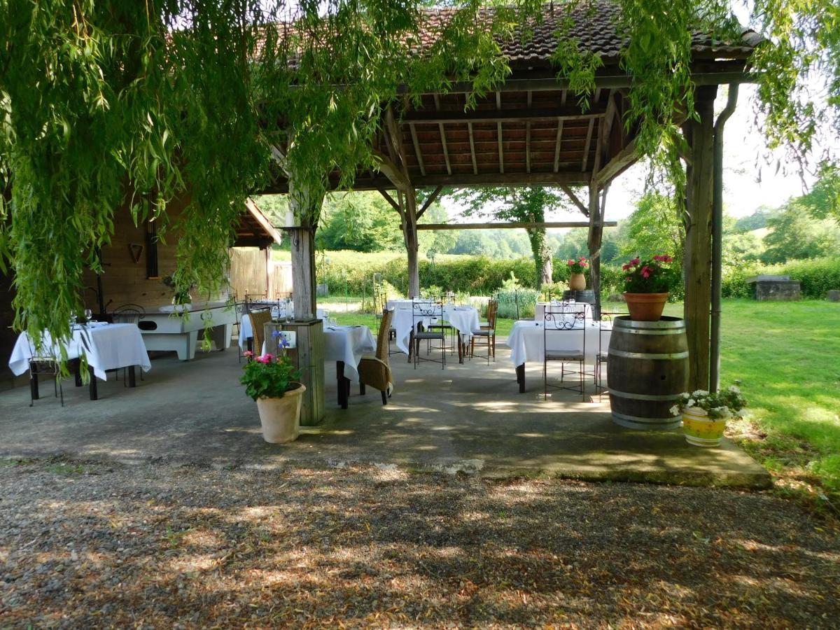 Logis Le Relais Du Bastidou Beaumarches Exterior foto