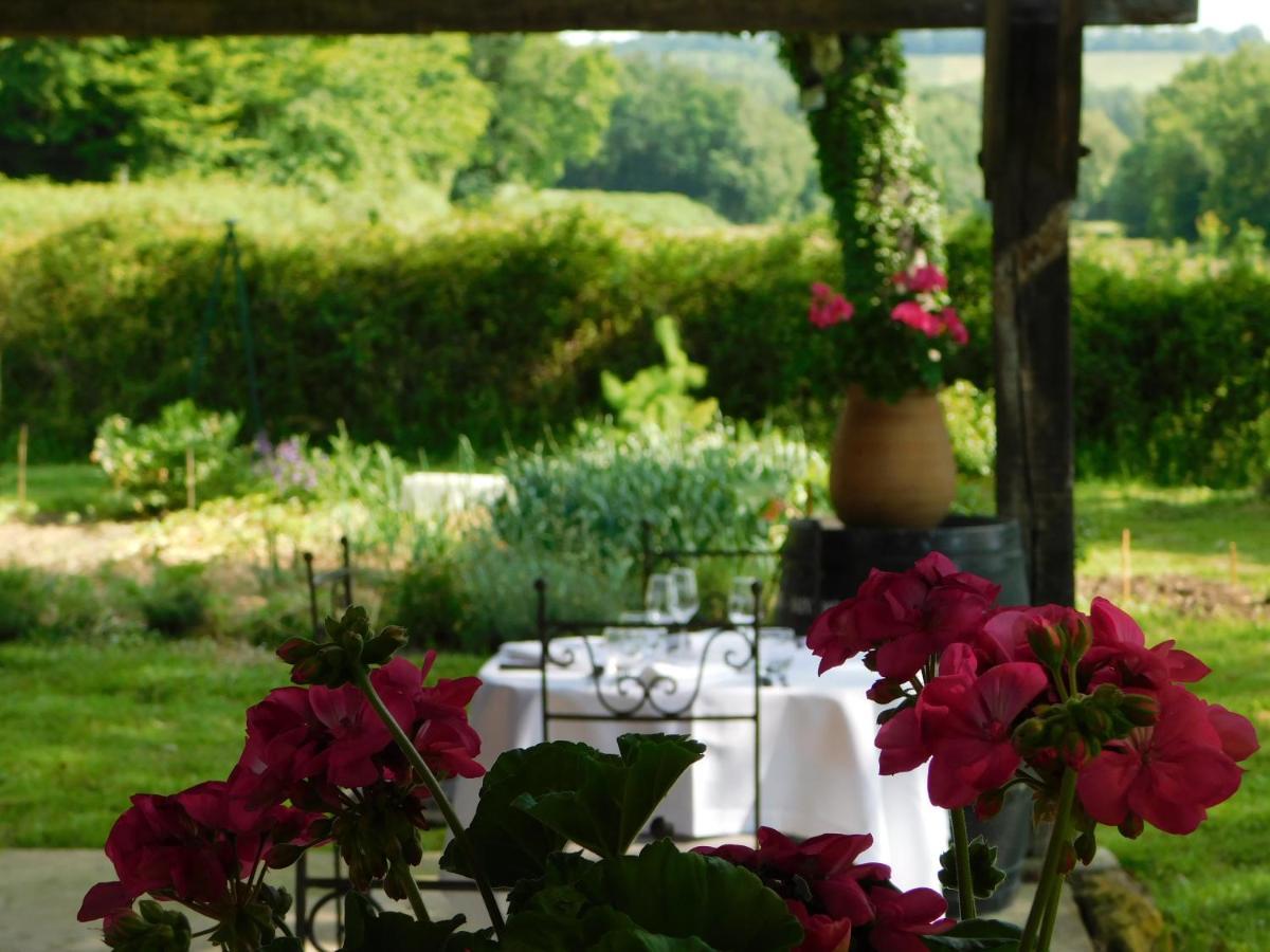 Logis Le Relais Du Bastidou Beaumarches Exterior foto