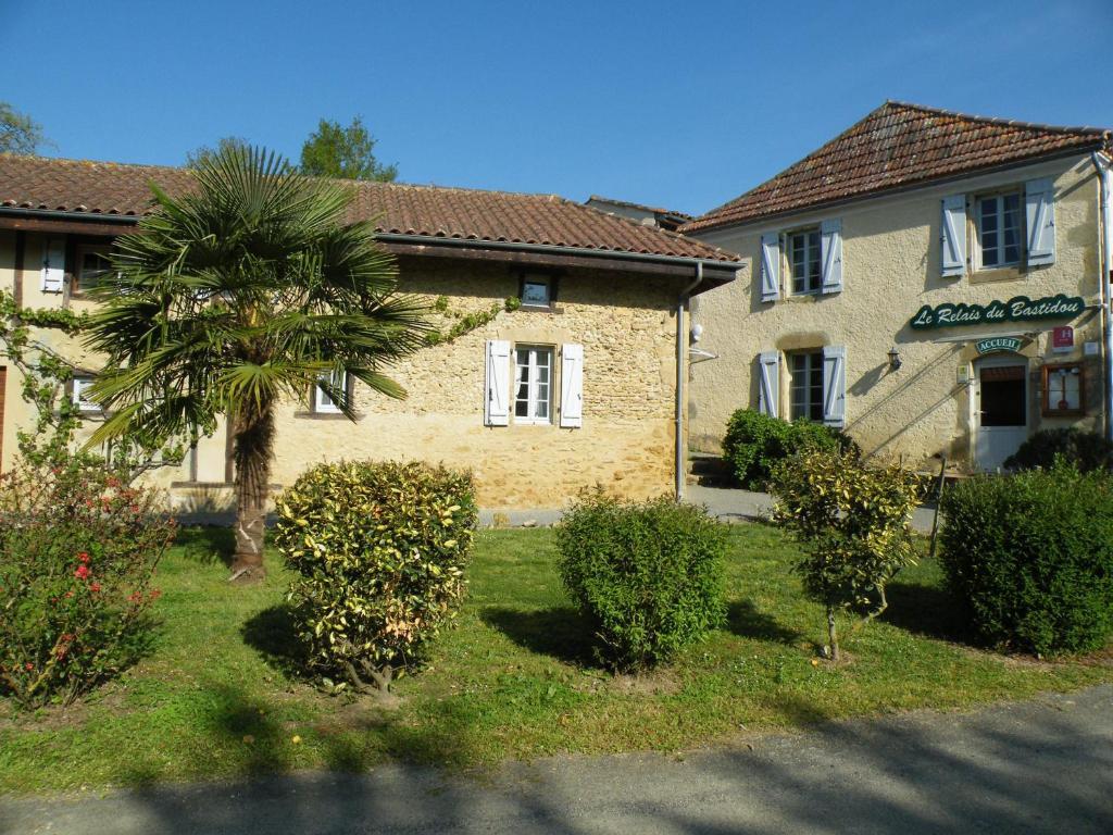Logis Le Relais Du Bastidou Beaumarches Exterior foto